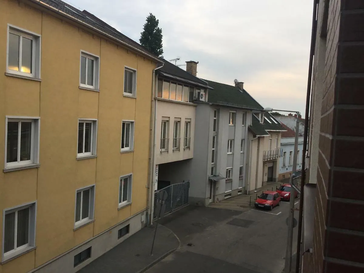 Simonffy Central Apartment Debrecen 0*,  Hungary